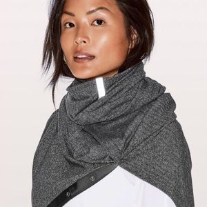 Lululemon vinyasa scarf/wrap